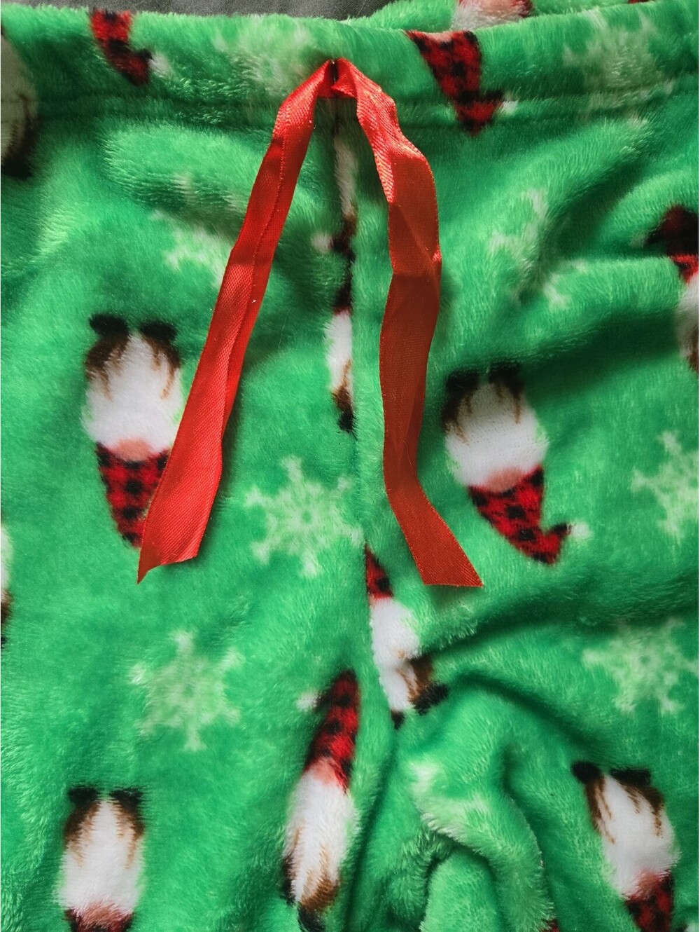 Weekending Holiday Gnome Plush Fleece Pajama Pants Green Medium - Picture 2 of 5